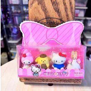 #6846 Hello Kitty, four pack eraser figurines